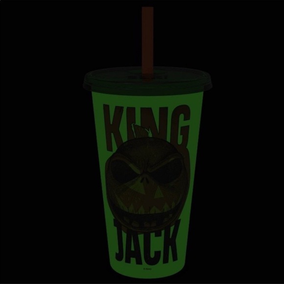 Zak! The Nightmare Before Christmas 4-pack glow in the dark tumblers.  Halloween - Picture 3 of 8